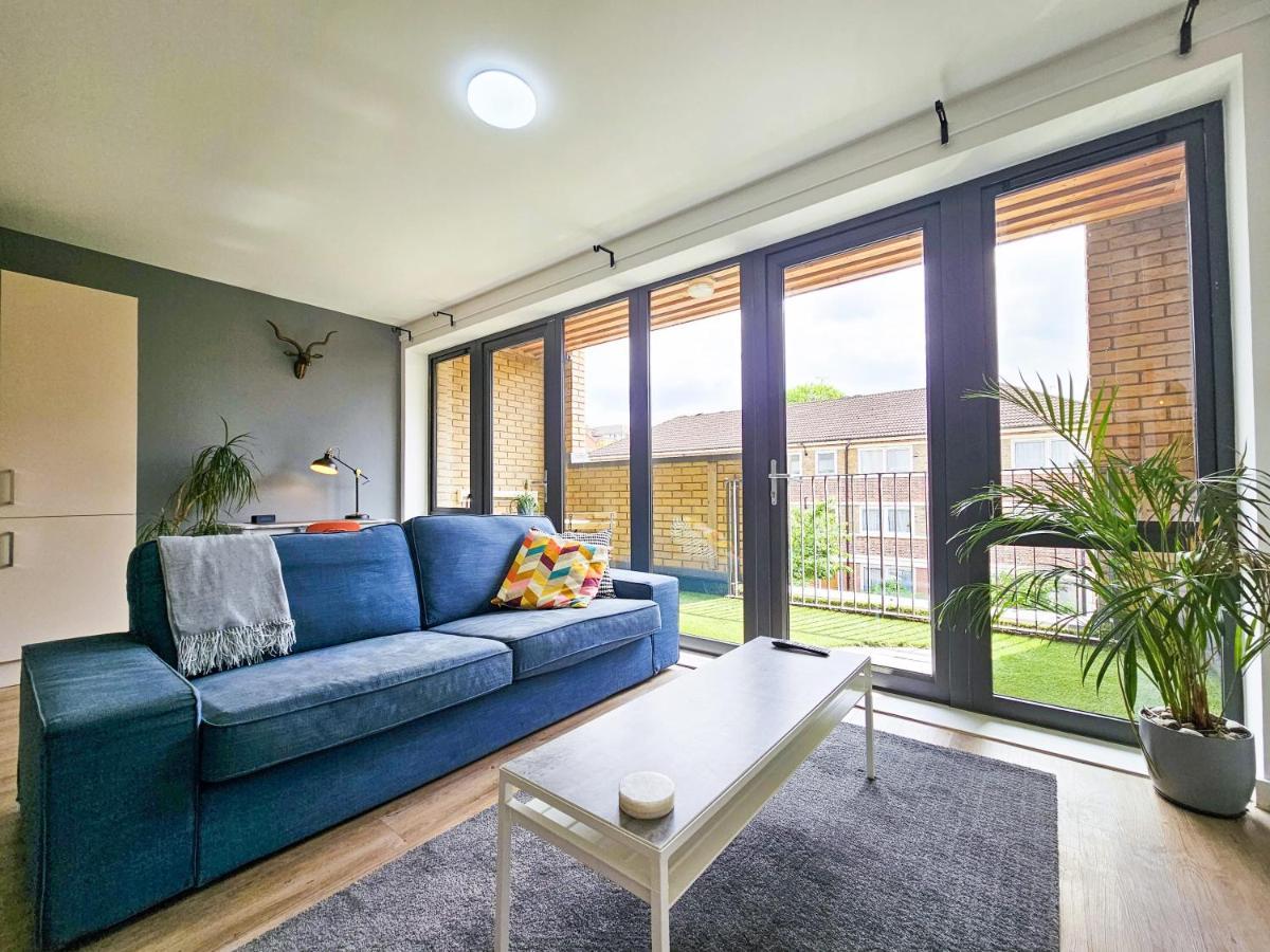 Centrally Located Spacious Flat Near Canary Wharf Londýn Exteriér fotografie