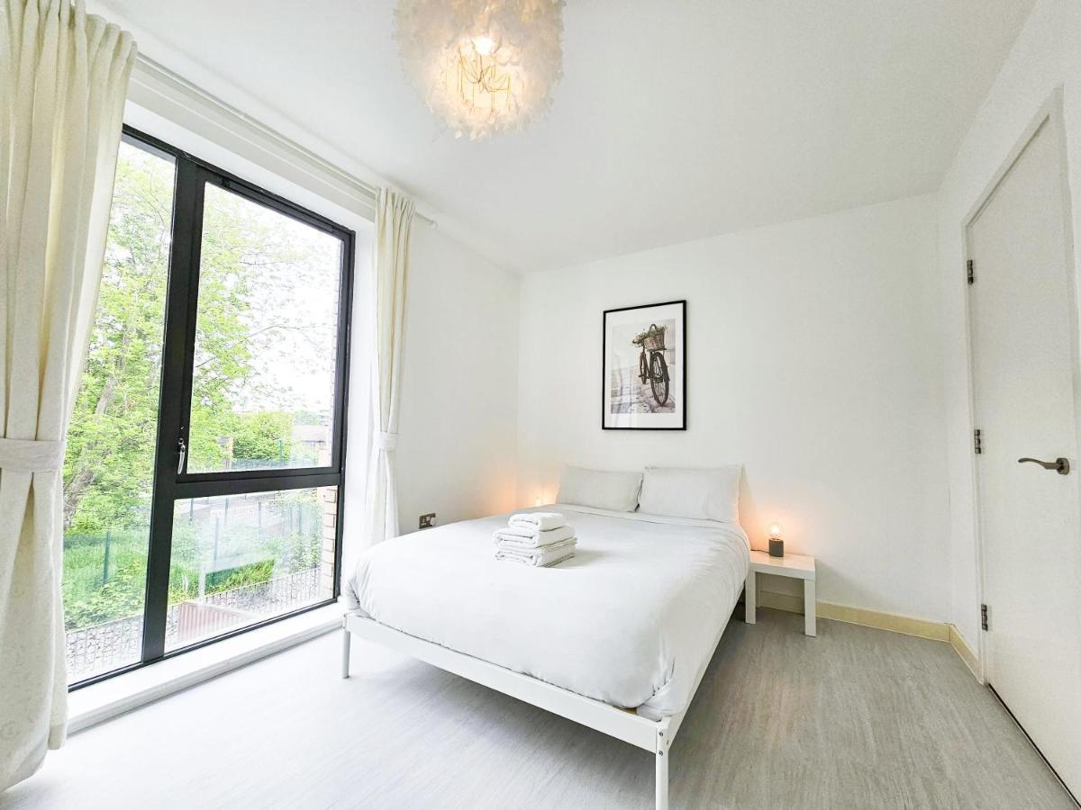 Centrally Located Spacious Flat Near Canary Wharf Londýn Exteriér fotografie